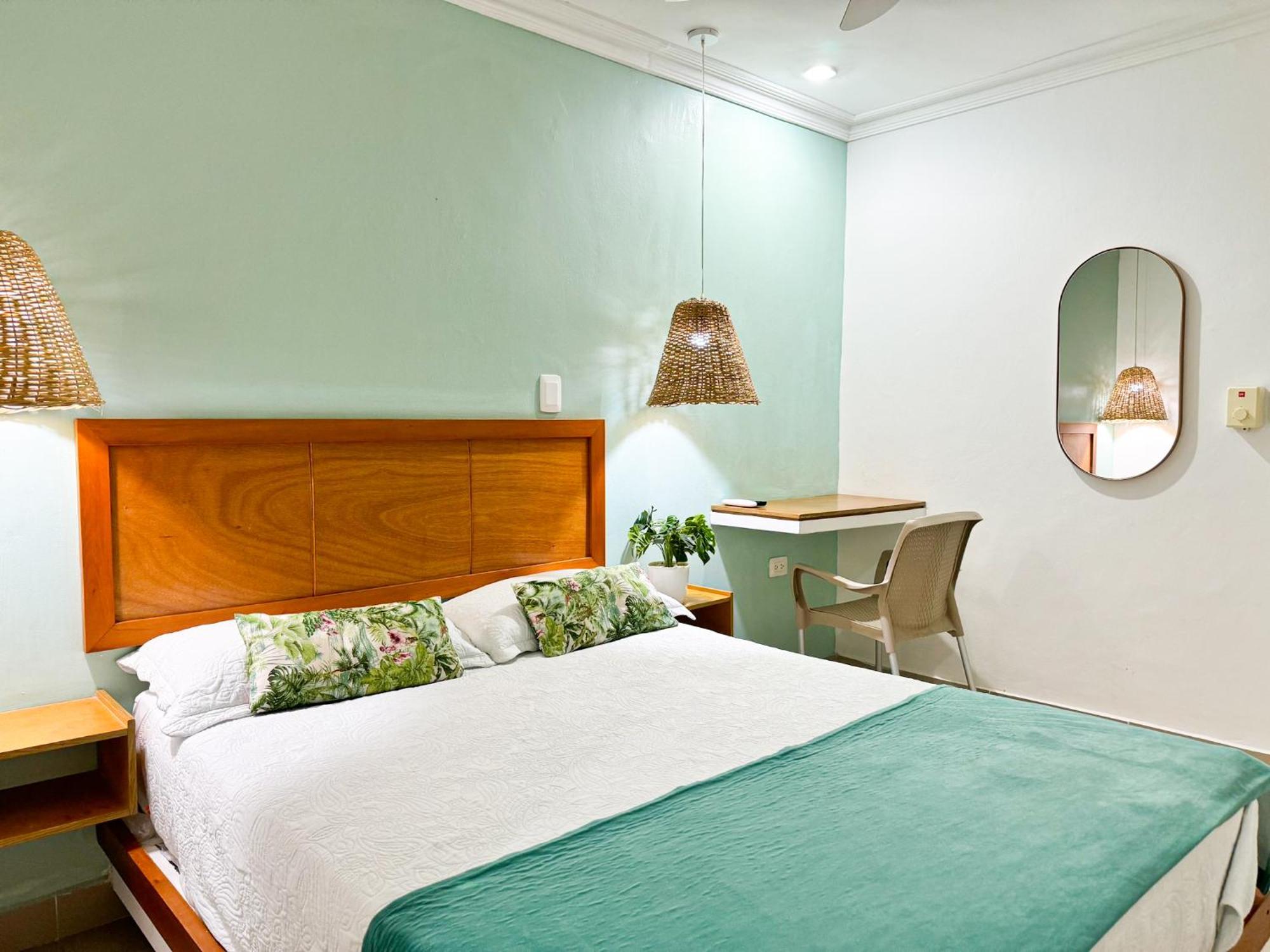 Hotel Valladolid Santa Marta  Ngoại thất bức ảnh